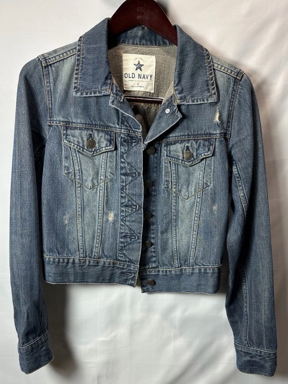 Old Navy Classic Denim Jacket – Medium Wash, women Size M